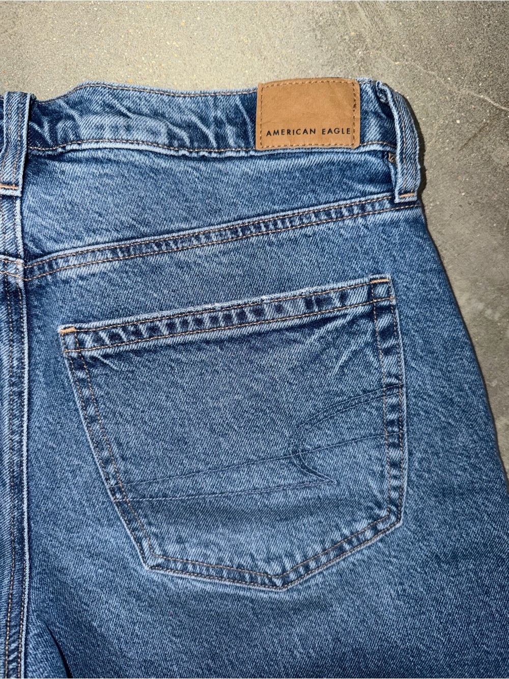 American Eagle Outfitters barrel Jeans - Picture 5 of 5